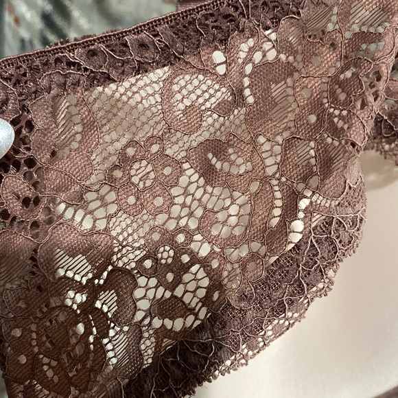 40C lace bra new condition never worn - Picture 4 of 4